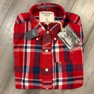 [NWT] Abercrombie & Fitch Red and Blue Plaid Button-Down Shirt, Mens Small